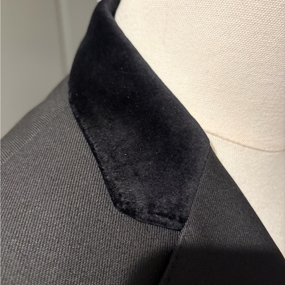 Burberry Mens Modern Black Tuxedo /Cocktail Jacket with White Details - Picture 5 of 10